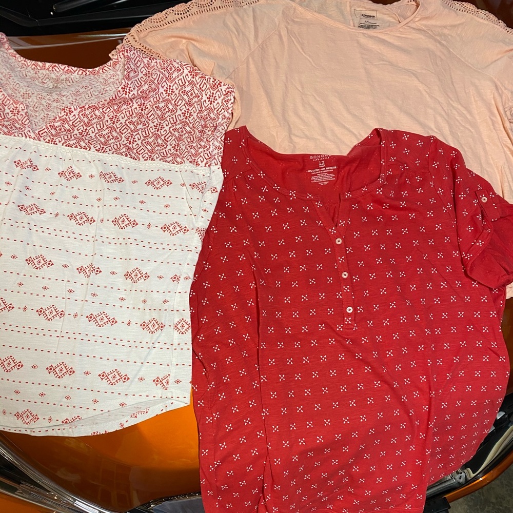 Sonoma tshirts 3 total tops